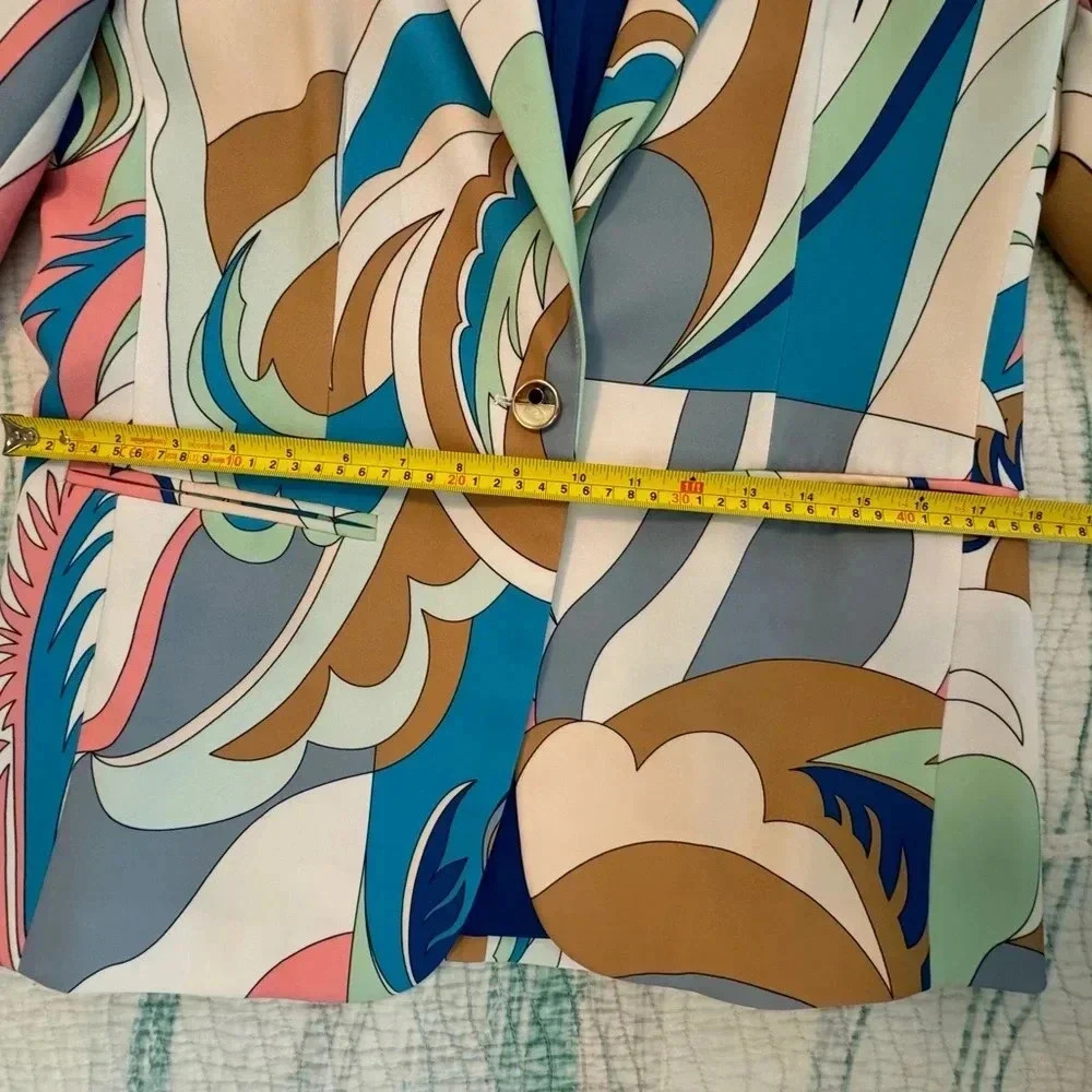 Business/Evening Suit - Picture 6 of 9